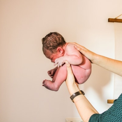 Onze baby schoot telkens na drie persweeën terug