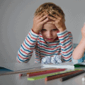 Mijn zoontje (7) krijgt al huiswerk, ik weiger hieraan mee te werken 